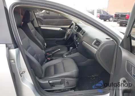 2013 Volkswagen Jetta 2.5L Se from USA, damaged, VIN 3VWDX7AJXDM373706